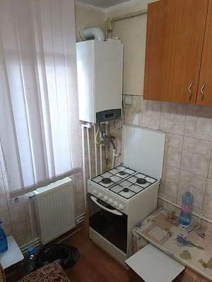 Vând apartament cu doua camere decomandate în Micro 13B  - imagine 6