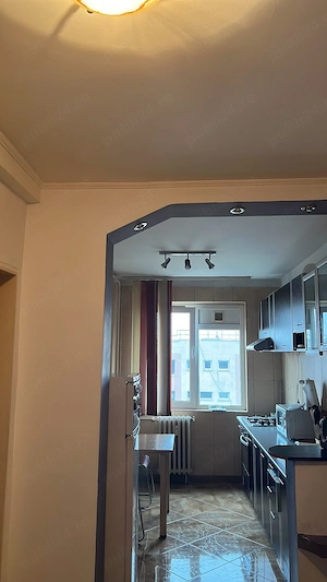 Ap.2 camere decomandat metrou Nicolae G.