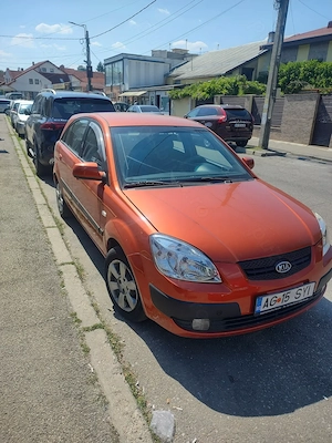 Vând KIA Rio 2006 benzină și gpl  - imagine 3