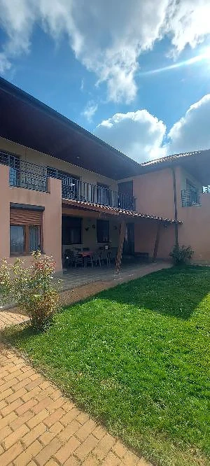 Vila spatioasa zona Giroc hotel IQ