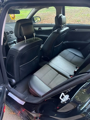 Mercedes-Benz C 220 CDI Avantgarde - imagine 6