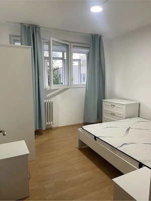 Prelungirea Ghencea 28 Ap.3 Camere Decomandat