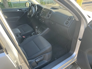 VW Tiguan 2011.                       - imagine 11