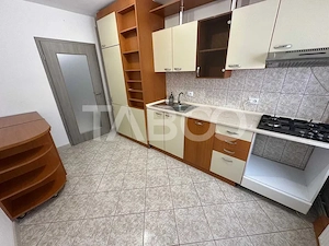 Apartament cu 3 camere de vanzare Manastur langa Piata Flora cu boxa - imagine 4