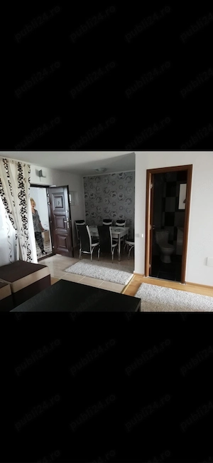 Apartament 3 camere decomandat + teren proprietate 102 mp + 2 curți   Glina - imagine 3