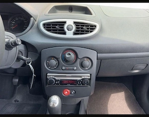 Vând Renault Clio ||| YAHOO! 1.2 benzină  avariat  - imagine 3