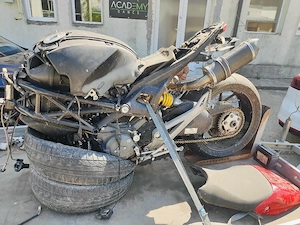 Dezmembrez Ducati Monster 1100 2009 - imagine 2