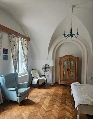 Apartament 2 camere zona Centrală - imagine 2
