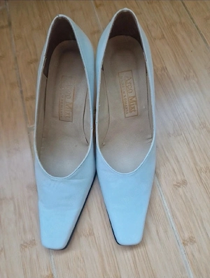 Pantofi vintage damă Arco, piele naturală, albi (toc evazat)