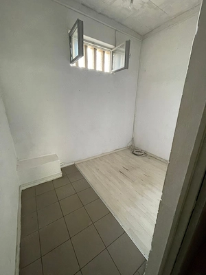 Spatiu comercial 4 camere zona Turnisor - imagine 3