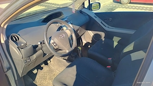 Toyota yaris - imagine 7
