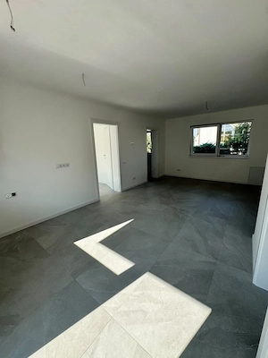 Apartament 3 camere, 48.10 mp, zona Independentei  - imagine 2