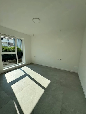 Apartament 3 camere, 48.10 mp, zona Independentei  - imagine 3