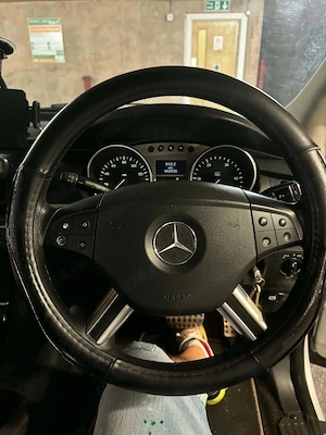 Vand   schimb   MERCEDES-BENZ R 320 CDI L 4MATIC   7G-TRONIC   volan dreapta - pret negociabil - imagine 2