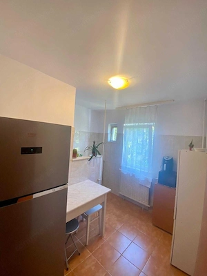 Închiriez Garsonieră 50 mp, decomandată, AC, Dristor – Vitan ✨