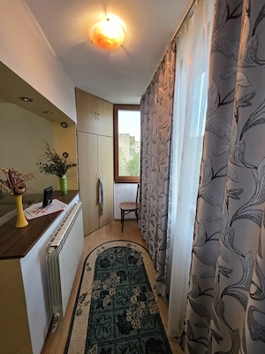 De vanzare apartament 2 camere decomandat,  59 mp util, etaj 3, zona Carrefour  - imagine 9