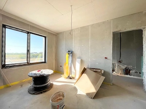 Duplex 5 camere separat prin camera tehnica - Mosnita Noua - imagine 4