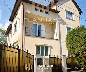 Casă de vânzare ultracentral P+1 ,Baia Mare , zona Avram Iancu ,3 ari teren - imagine 2