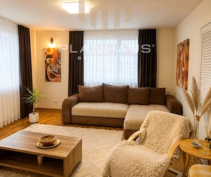 Casă de vânzare ultracentral P+1 ,Baia Mare , zona Avram Iancu ,3 ari teren - imagine 5