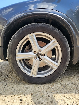 Volvo XC90 D5 - imagine 10