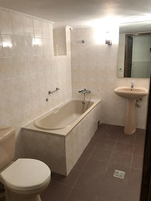 Vand Casa in Resita, str. Teilor - imagine 9