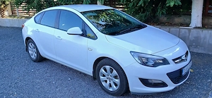 De vânzare Opel Astra J 2017...68000 km bord - imagine 2
