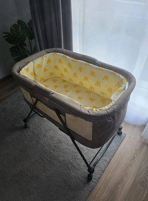 Patut bebelusi multifunctional   Portabil, Pliabil, cu Roti, cu Saltea, Nou-Nascuti