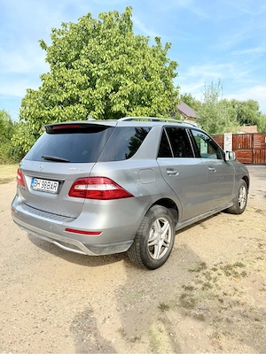 Mercedes Ml 350 2015 Km 280 De Mi - imagine 6