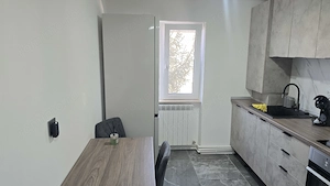 Inchiriez apartament 2 cam. Deva, Zamfirescu, et. 3, PRIMA INCHIRIERE