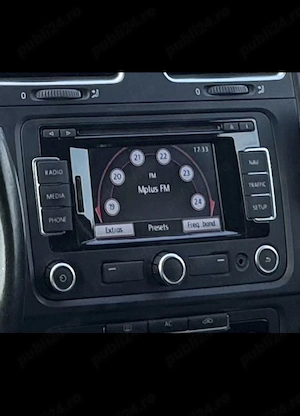 Navigație originală VW RNS 310 Blaupunkt 3C0 035 270 – Funcțională