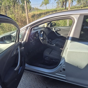 Opel astra j sport  1.7 diesel an 2011 - imagine 3