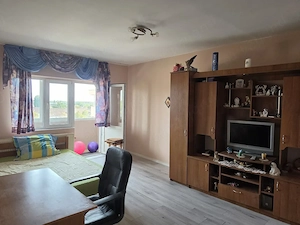 Vand apartament decomandat cu 3 camere! - imagine 5
