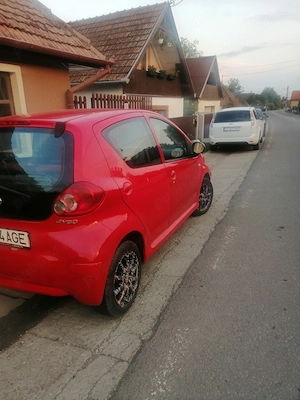 Toyota aygo 2008 benzină  - imagine 4