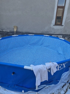 Piscină Intex cu cadru metalic 305x76 cm și pompă