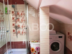 Apartament de inchiriat  56 mpu 2 camere mansarda in vila Selimbar - imagine 9
