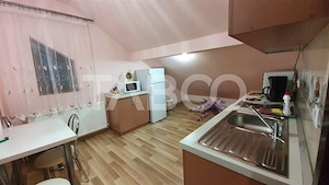 Apartament de inchiriat  56 mpu 2 camere mansarda in vila Selimbar - imagine 5