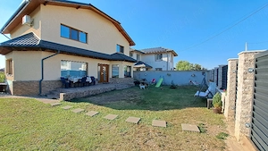 Vand casa 5 camere com Bucov cu teren 500m si deschidere 16m
