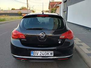 Opel Astra J facelift -CDTI-2013 - imagine 2