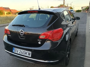 Opel Astra J facelift -CDTI-2013 - imagine 4