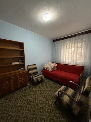 Apartament 3 camere Huși - etaj 3, centrala, balcon închis - direct proprietar - imagine 6