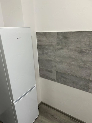 Persoana fizica ofer spre inchiriere apartament de 2 camere. - imagine 8