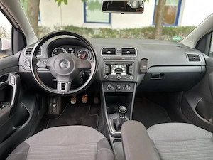 Volkswagen Polo 1.6 TDI Euro 5 an 2012 - imagine 4