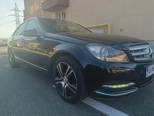 Vând Mercedes c clas feizlift avangard  - imagine 8