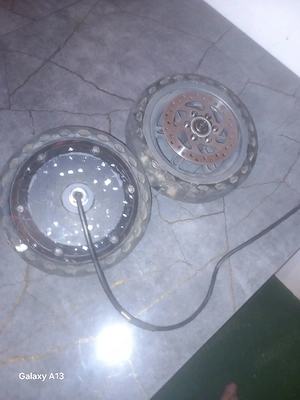 Motor si Roata trotineta electrica