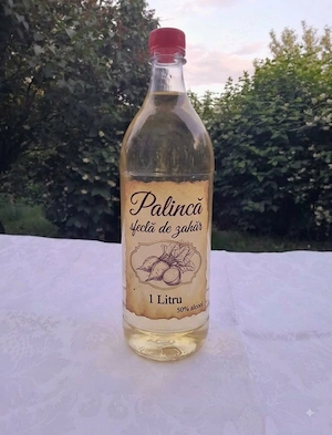 Vând pălincă sfeclă de zahăr 