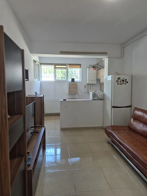 Vânzare apartament cu 2 camere - imagine 3