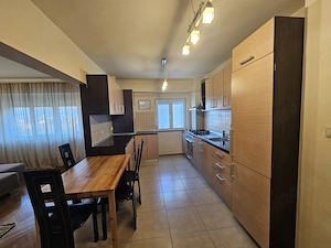 Proprietar apartament 3 camere decomandat - imagine 2