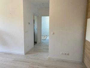Vand apartament 2 camere etaj 5 11 vedere directa spre Padurea Verde - imagine 5
