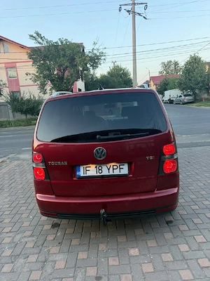 Volkswagen Touran  - imagine 4