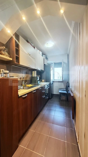 Apartament cu 2 camere, 42 mp, zona Rogerius - imagine 6